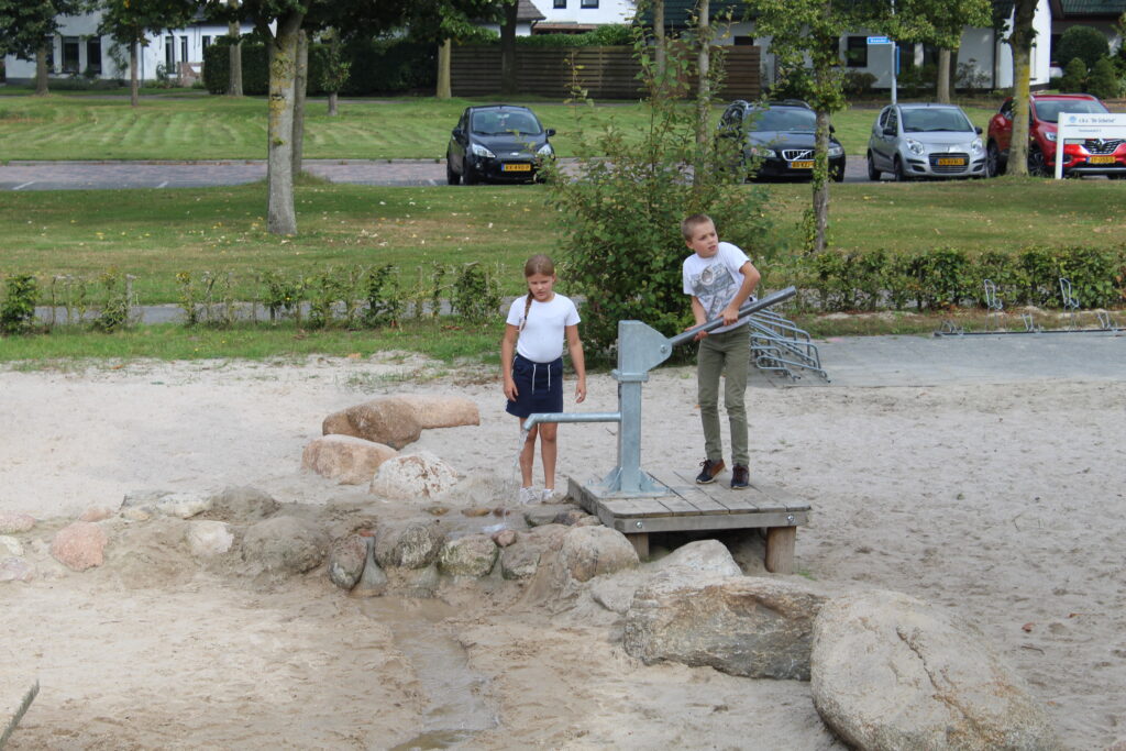 750099-Waterpomp (2)
