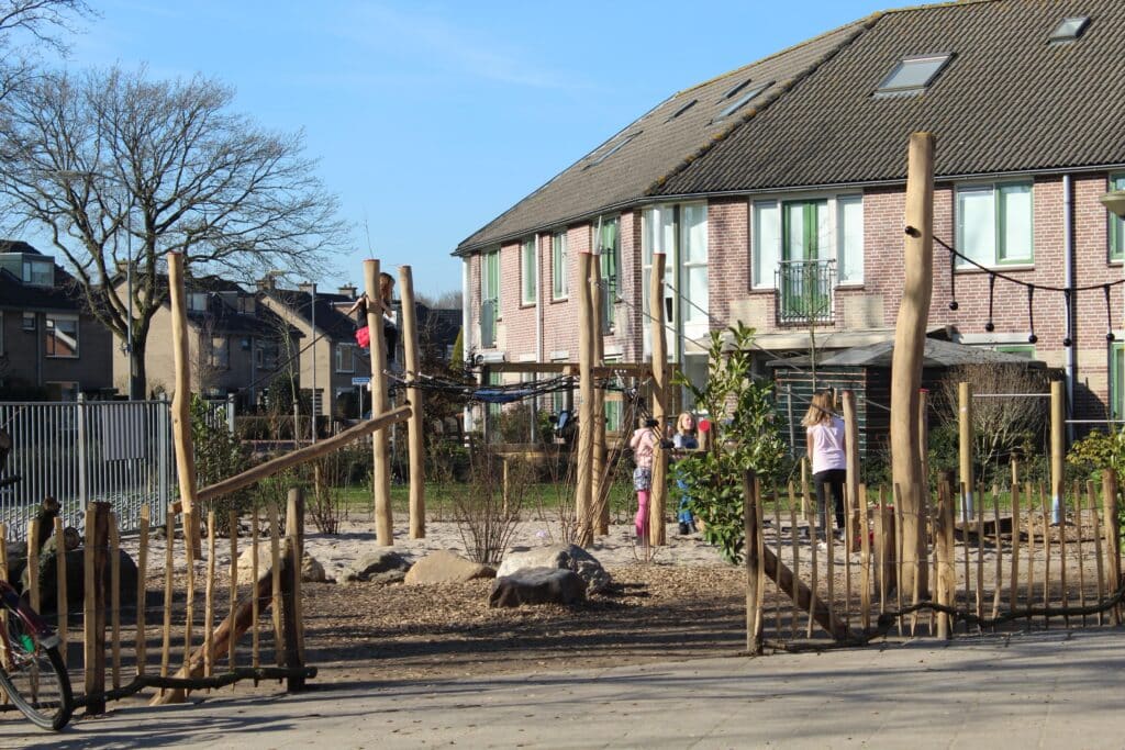 schoolplein Speelplaats bij een school