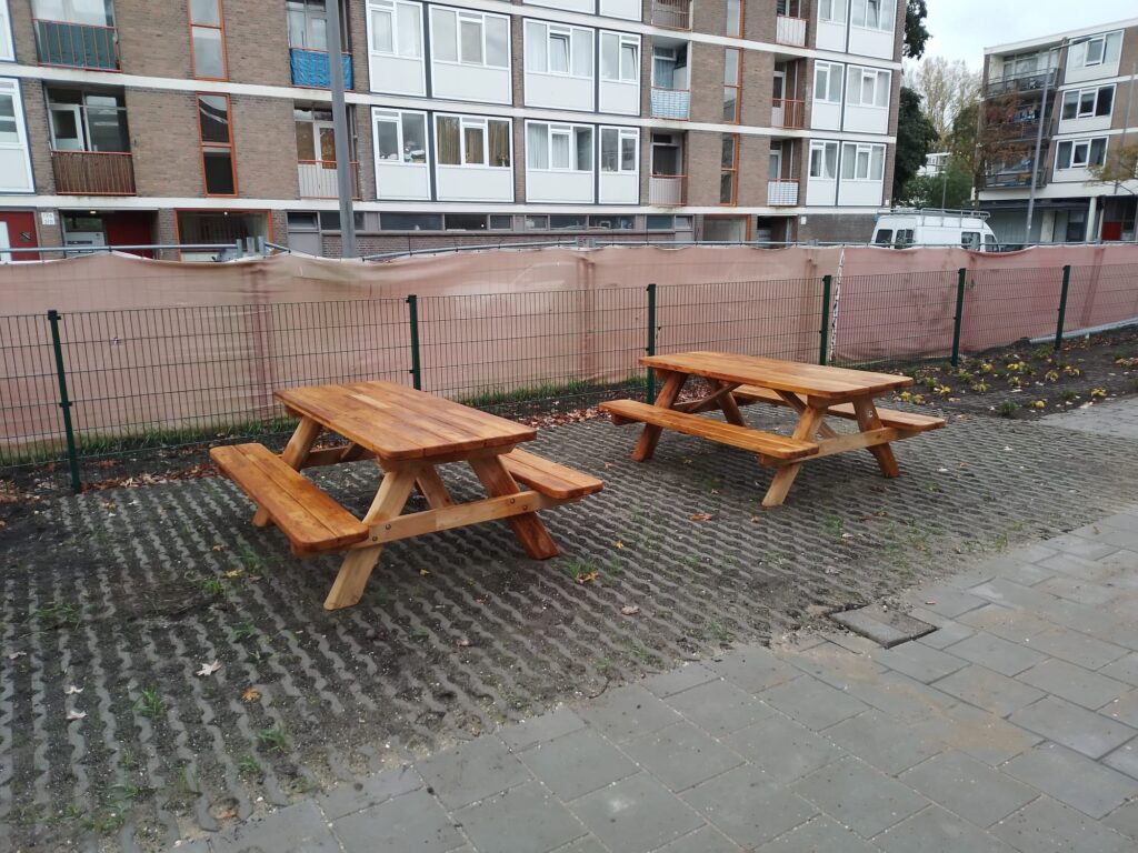 vaneespeel-stephanusschool-picknicktafels